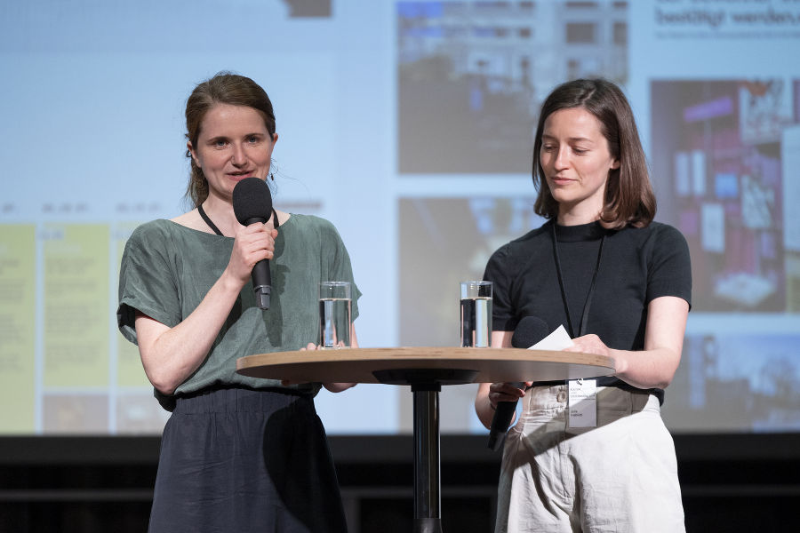 Externer Impuls durch Rebekka Hirschberg und Julia Fröhlich vom "wohnlabor graz" bei der Regionalkonferenz Obersteiermark Ost.